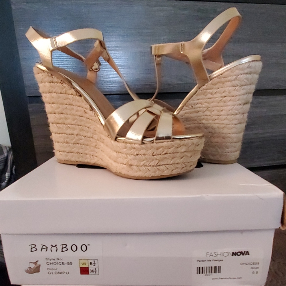 Gold shoes